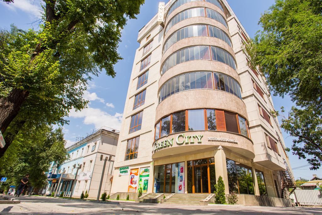 Green City Hotel Bishkek Luaran gambar