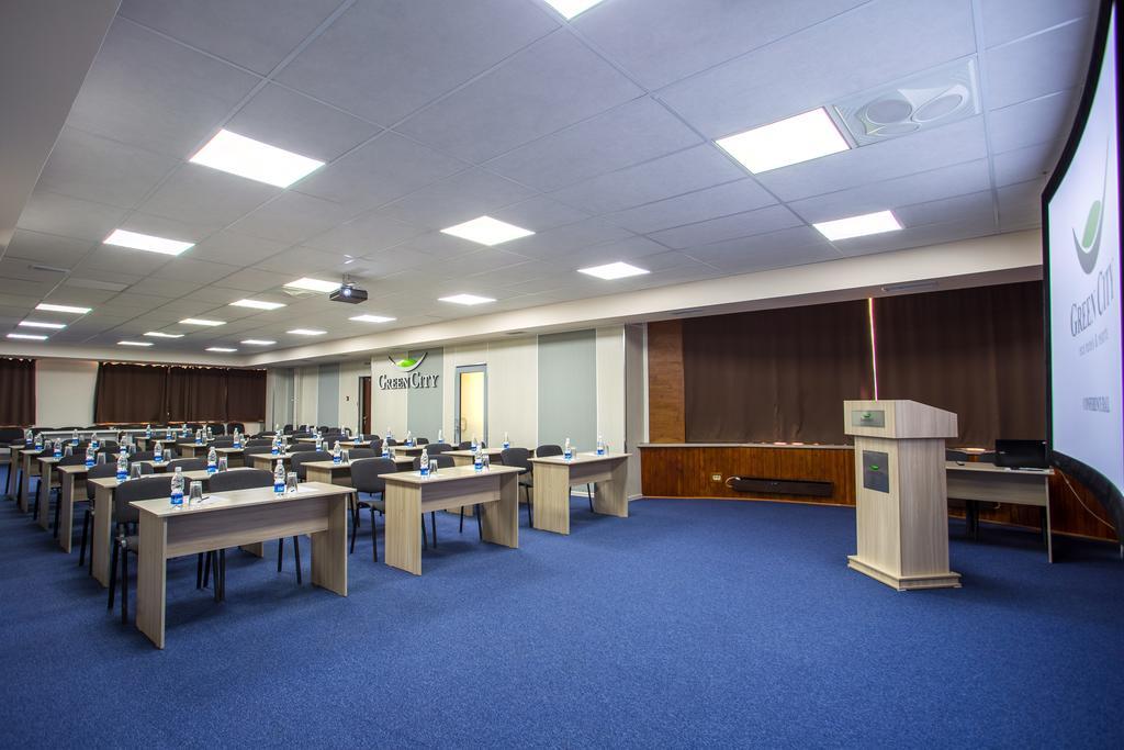 Green City Hotel Bishkek Luaran gambar