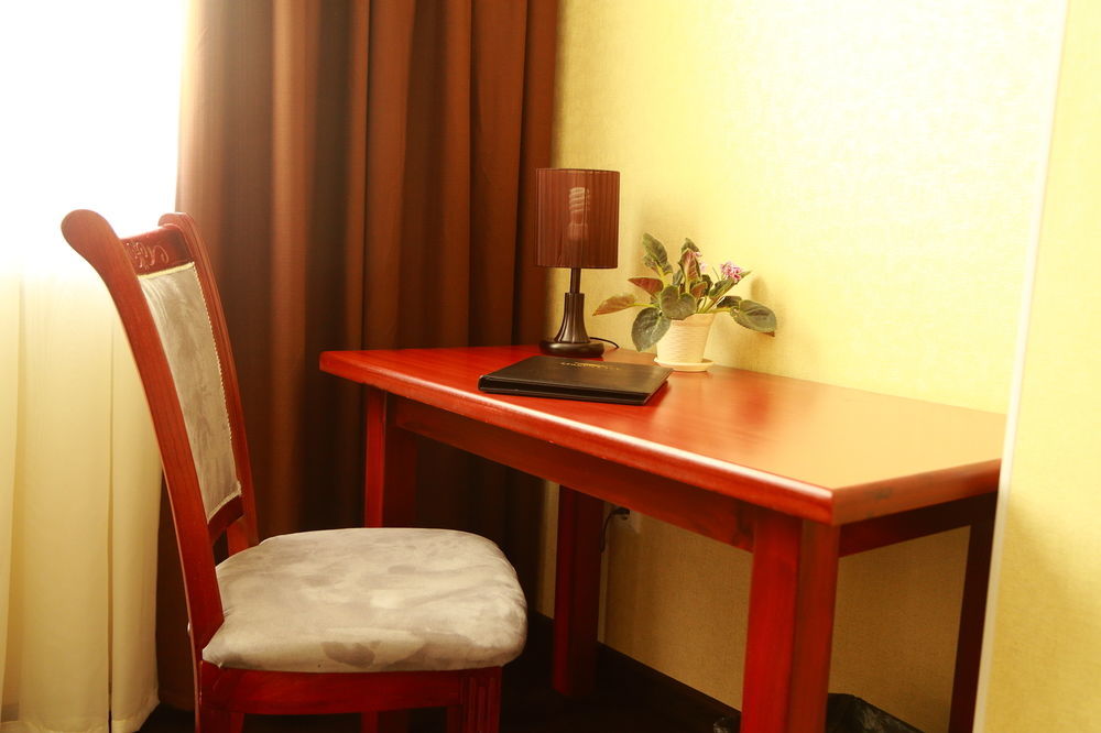 Green City Hotel Bishkek Luaran gambar